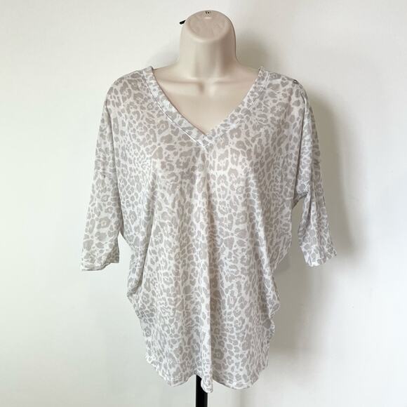 Express Tops - Express Sheer V Neck T Shirt‎ White Cheetah Size Small Animal Print Comfy Tee